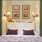 Le Trente Trois Apartment Uzes