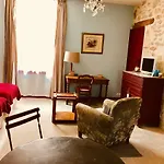 Apartment Le Trente Trois Uzes
