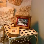 Le Trente Trois Uzes