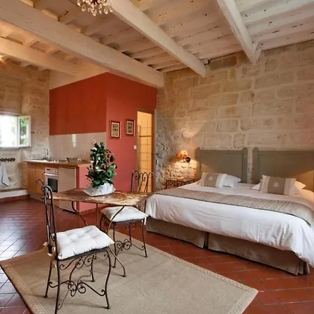 Le Trente Trois Διαμέρισμα Uzès