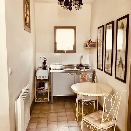 Le Trente Trois Διαμέρισμα *